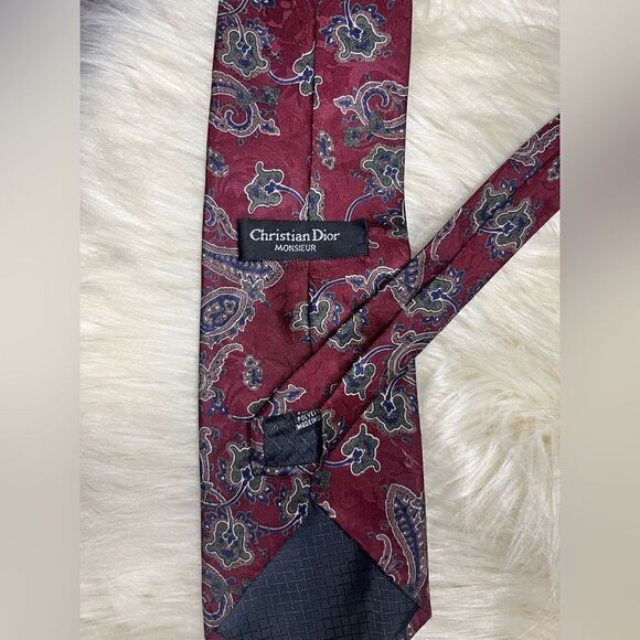 Christian Dior Monsieur Burgundy paisley 
print polyester tie - Picture 3 of 4